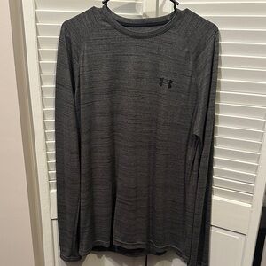 Under Armour Men's Charcoal Long Sleeve Tee